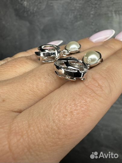 Серьги Шанель