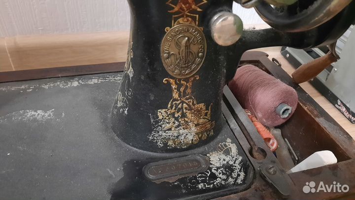 Швейная машинка зингер ручная