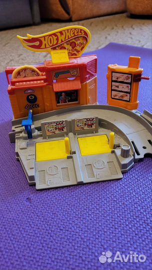 Hot wheels треки от Mattel