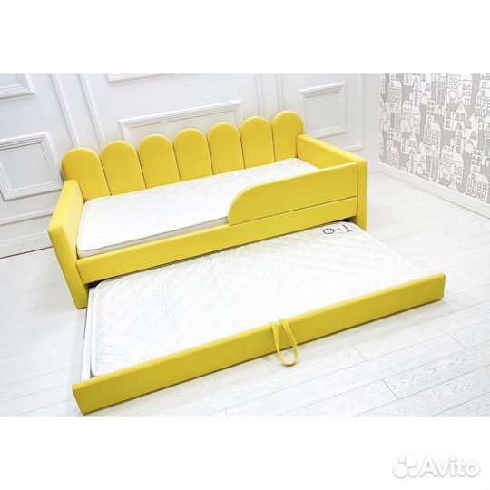 Кровать детская с бортиком