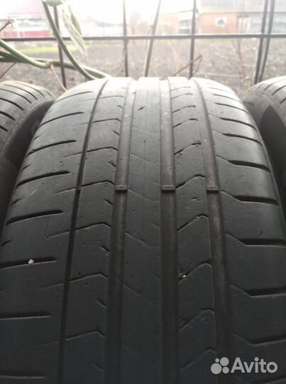 Pirelli P Zero Sports CAR 245/45 R20