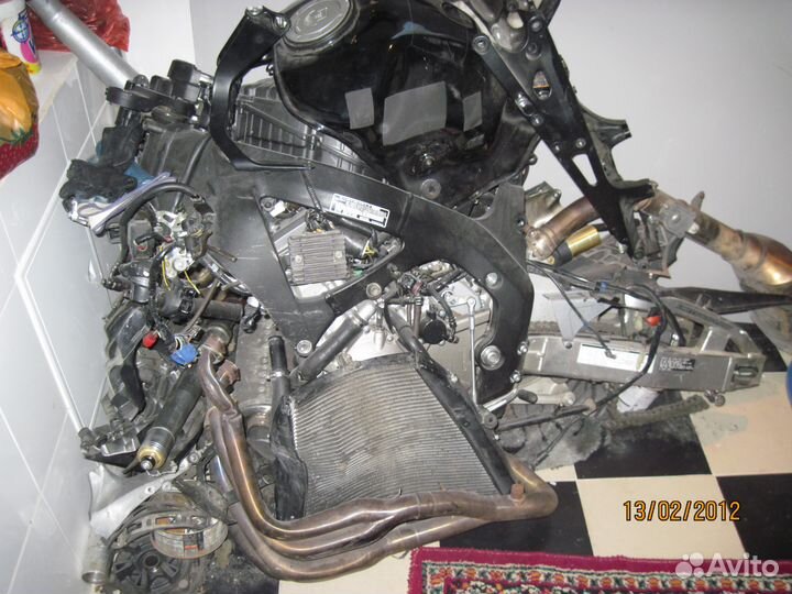 Продам по запчастям мотоцикл Honda cbr 1000 rr