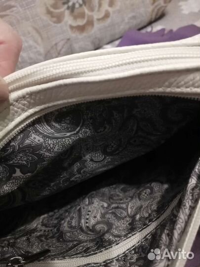 Сумка белая кожаная