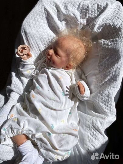 Кукла реборн,девочка с одеждой