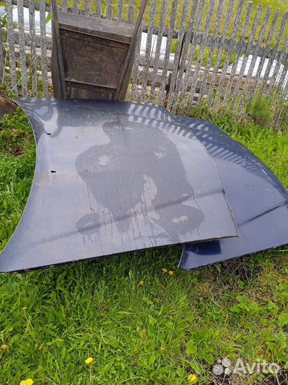 Продам капот mercedes