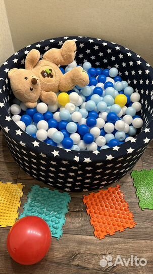 Бассейн с шариками