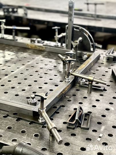 Струбцина быстрозажимная