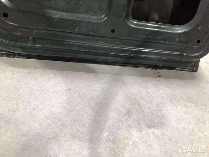 Задняя левая дверь 2114