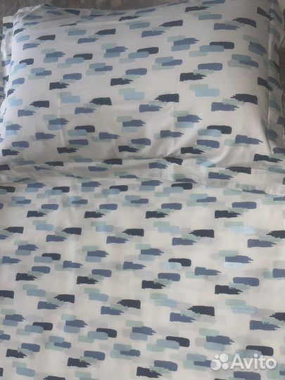 Постельное белье 1,5 новое