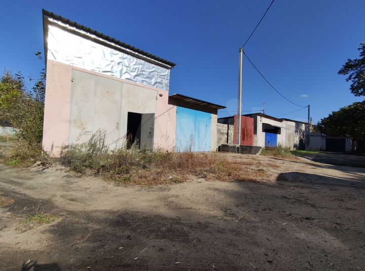 Гараж, > 30 м²