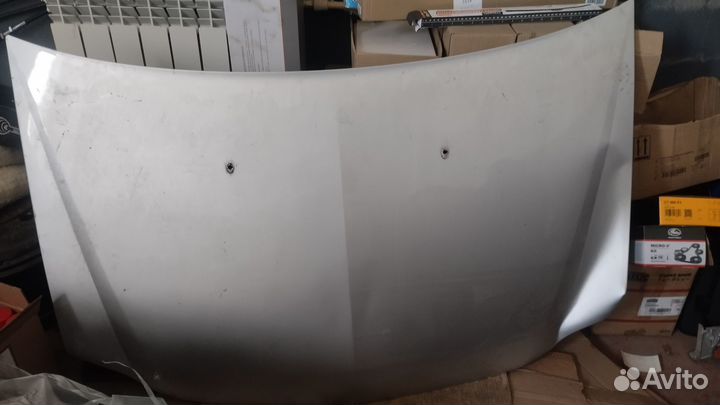 Капот на renault logan 1