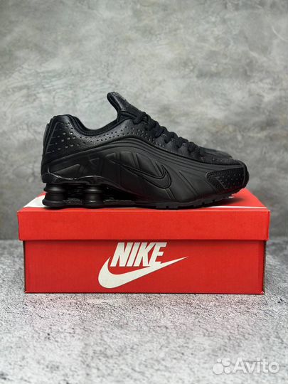 Кроссовки Nike Air Shox R4