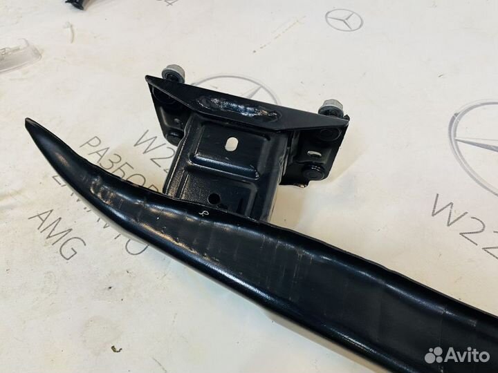 Усилитель заднего бампера Mercedes W204
