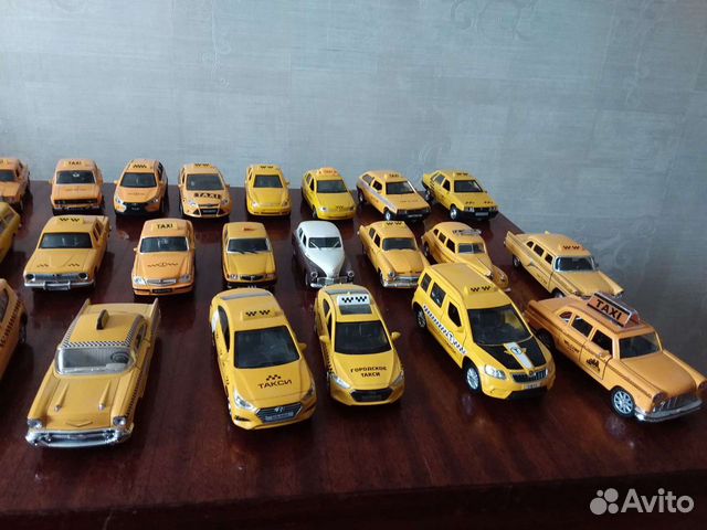 Машинки коллекционные Такси