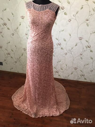 Платье вечернее 44 46