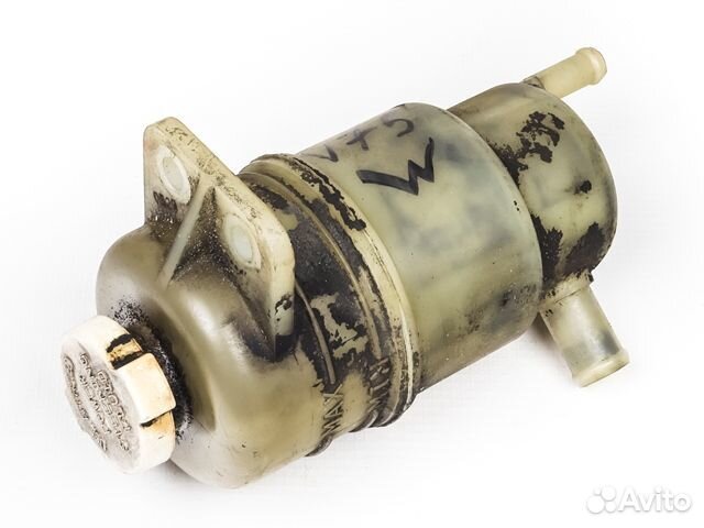 Бачок гур Mitsubishi Pajero 3