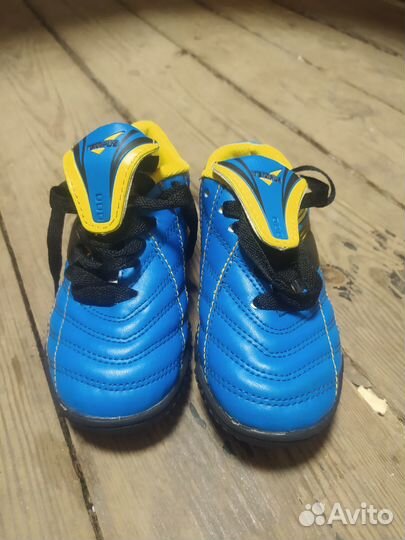 Футбольные бутсы