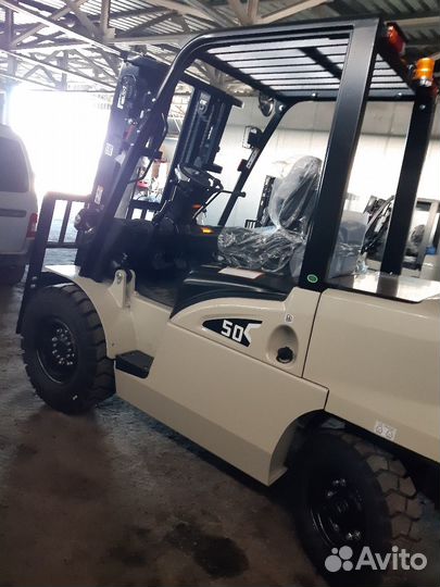 Вилочный погрузчик TFN CPCD50, 2023