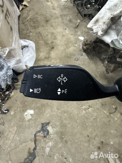 Подрулевой переключатель стрекоза bmw f30 f32 f36