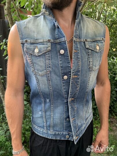 Dsquared безрукавка