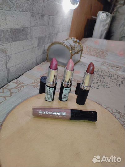 Блески помады для губ L'oreal, Maybelline, rimmel