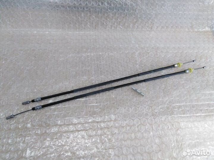 Трос стояночного тормоза Renault Scenic 2003-2009