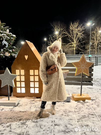 Шуба шерстяная 