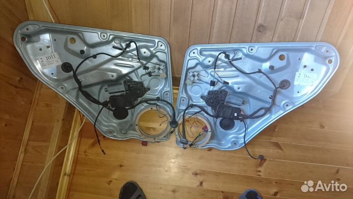 Стекло подъёмники задние на Пассат б5+