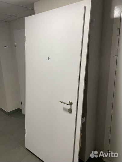 Дверь входная пик