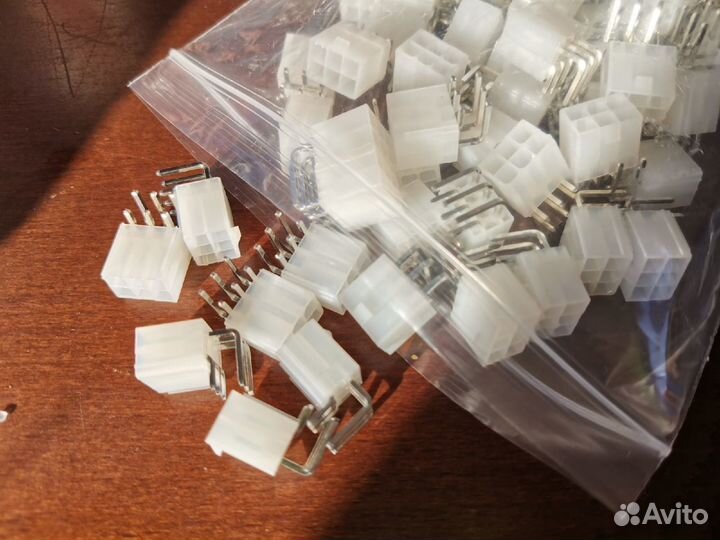 Разъёмы питания в наличии 6 pin и 18 pin