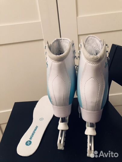 Коньки с ботинками для фигурного катания