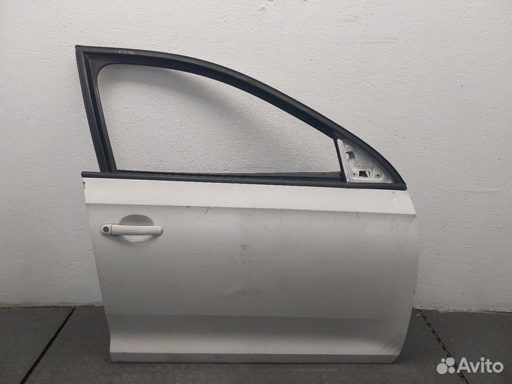 Дверь боковая Skoda Rapid, 2015
