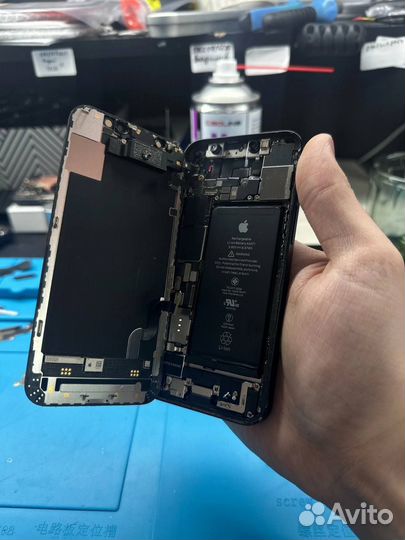 Ремонт телефонов iPhone\ Android