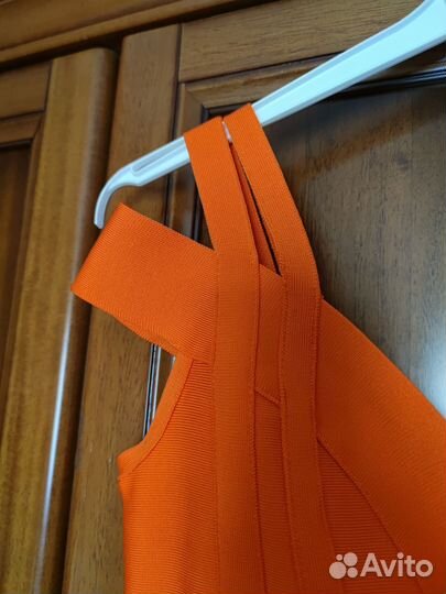 Бандажное платье S 40-42