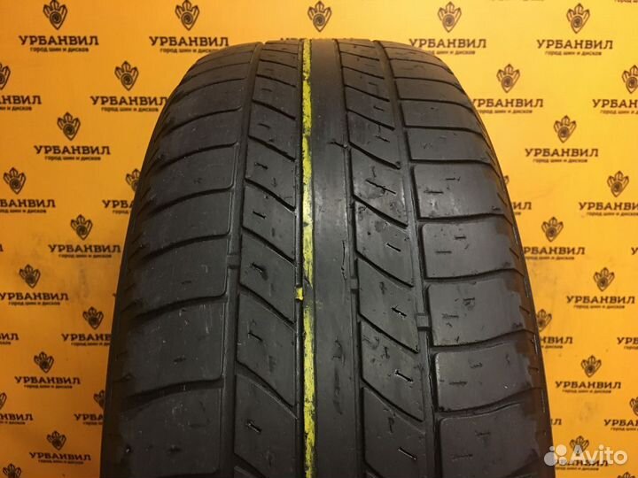 Goodyear Wrangler HP All Weather 235/65 R17 104H
