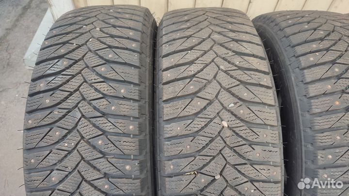 Triangle PS01 215/60 R17 100T