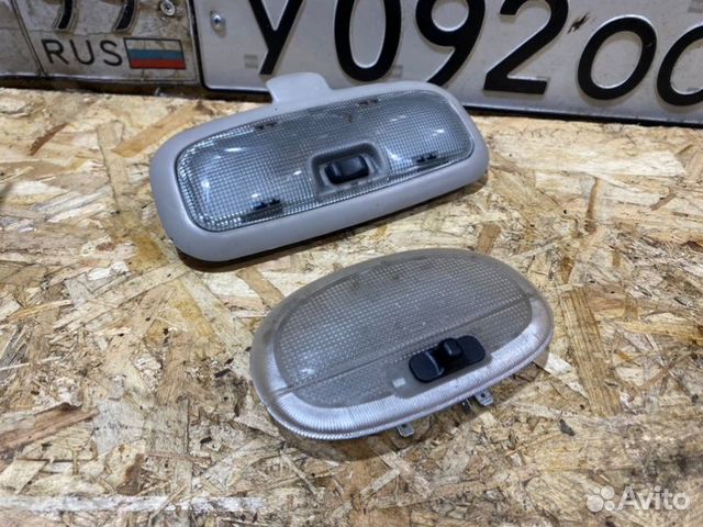 Плафон подсветки салона Ford Fusion 1.4 2008