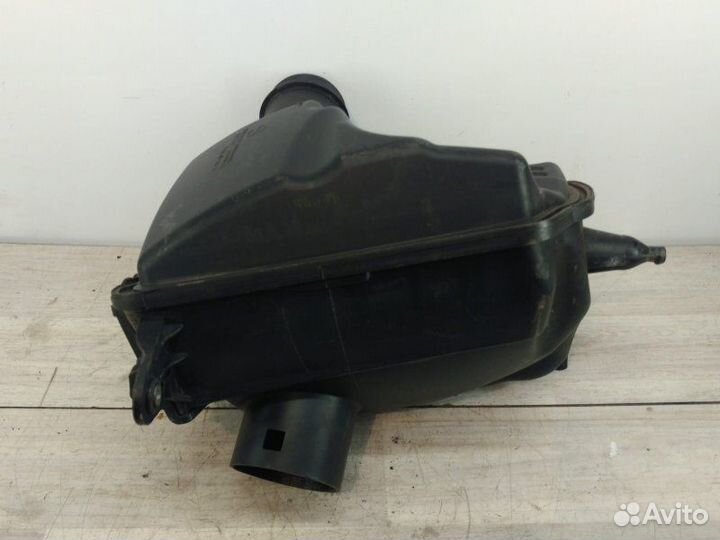 Корпус воздушного фильтра Nissan Qashqai Vi HR16DE