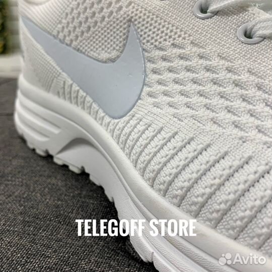 Кроссовки Nike летние с сеткой