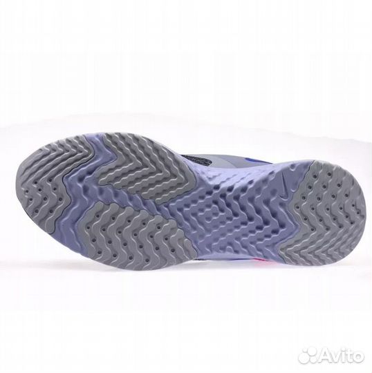 Кроссовки nike женские