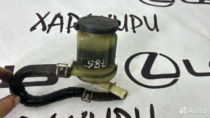 Бачок гидроусилителя руля Lexus Rx300 MCU35 1mzfe