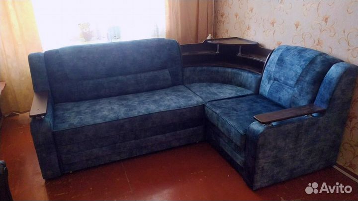 Диван угловой от фабрики