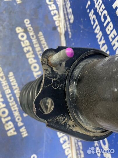 Задняя стойка в сборе Toyota Corolla 120 хэтчбек