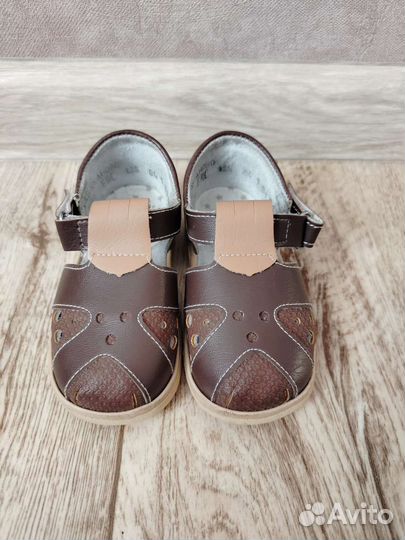Сандали для мальчика 23