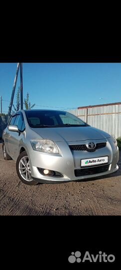 Toyota Auris 1.6 МТ, 2009, 310 000 км