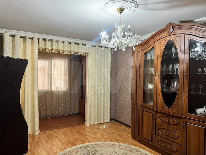 2-к. квартира, 85 м², 1/5 эт.