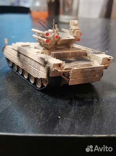 Сборная модель Бмпт 