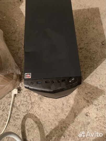 Офисный компьютер