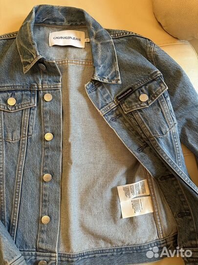 Джинсовая куртка calvin klein