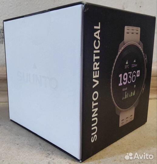 Часы Suunto Vertical Titanium Solar Sand